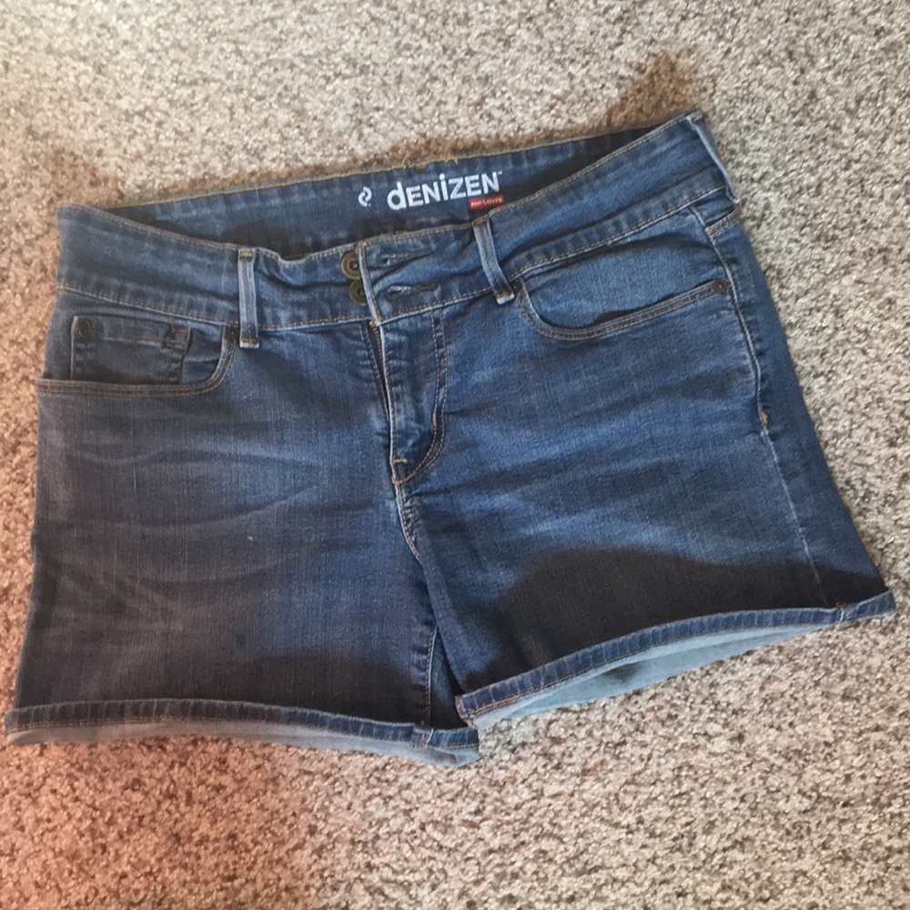 Denizen by Levi’s. Size 8